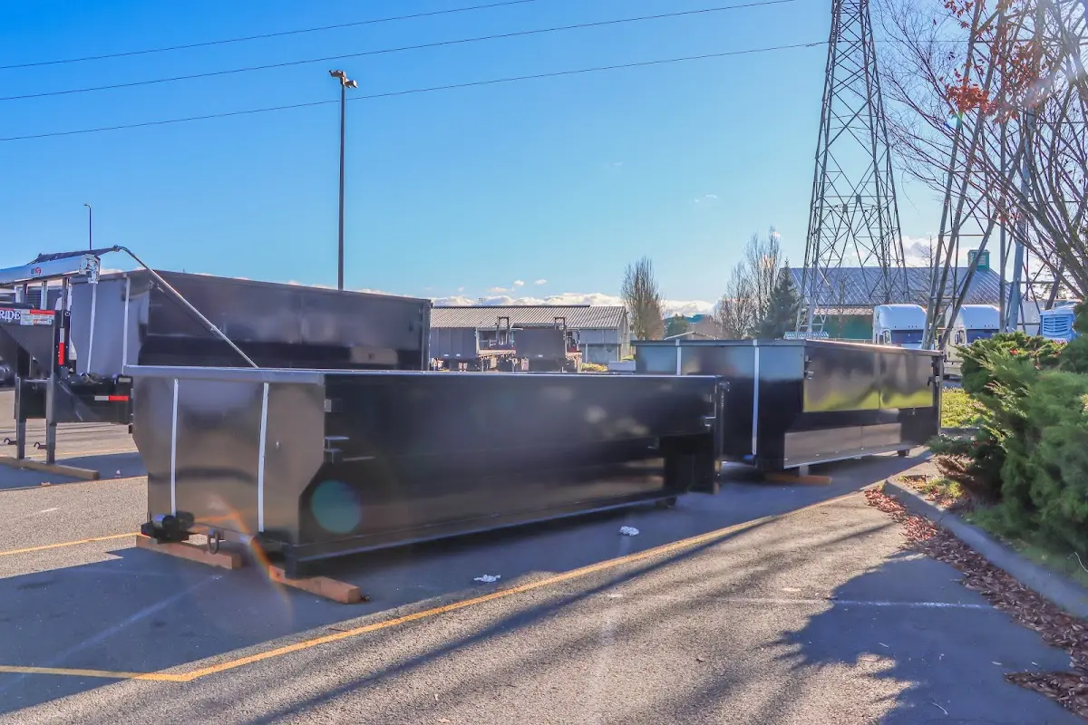 Professional dumpster rental and junk removal service in Garden City